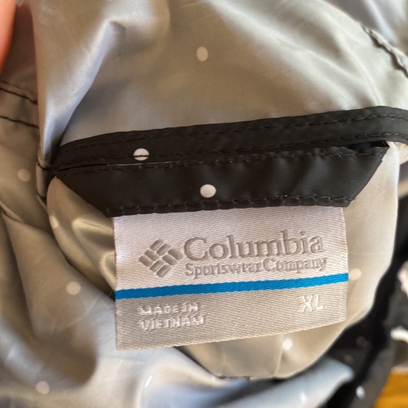 Columbia light weight windbreaker - Picture 8 of 9